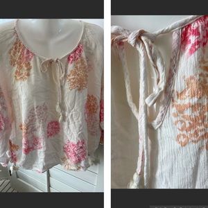 Love stitch boho tassel floral summer top S/M